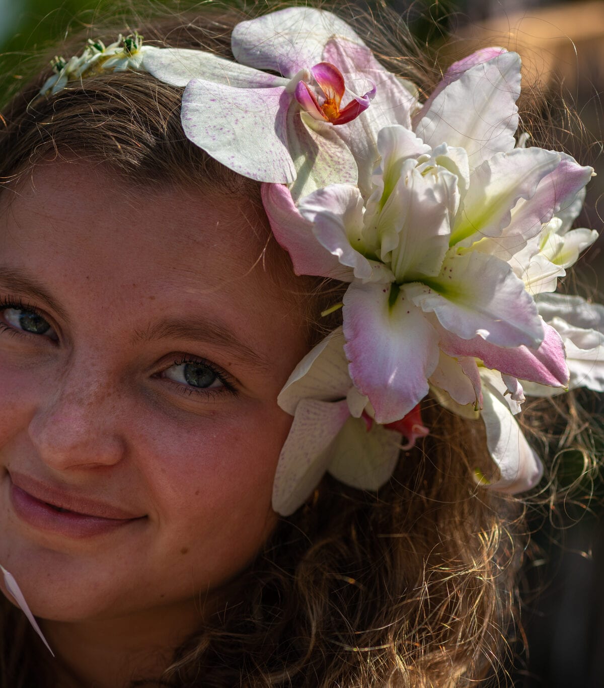 DIY: Flower Crown with Lilies